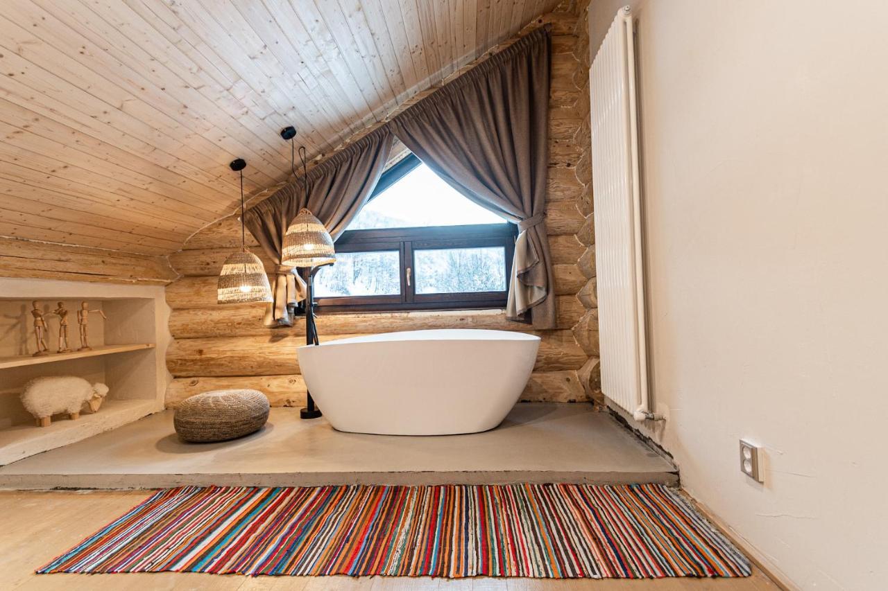 Casa Din Vale Hotel Sacuieu Bagian luar foto